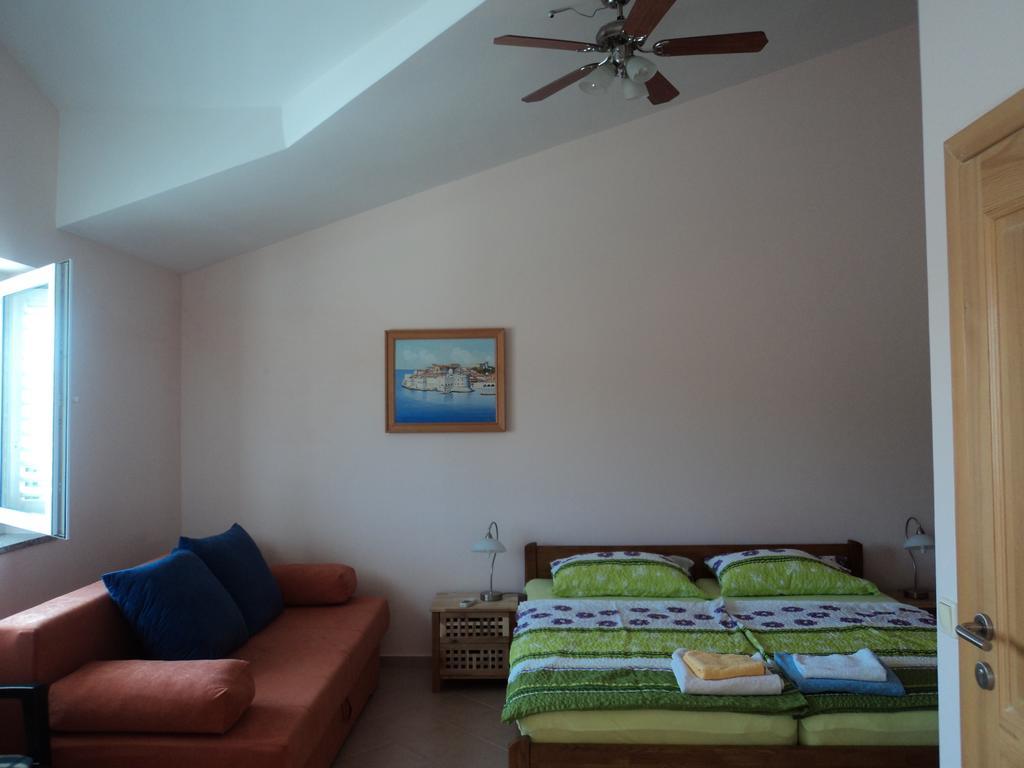 Apartments Delfini Sveti Filip i Jakov Rom bilde